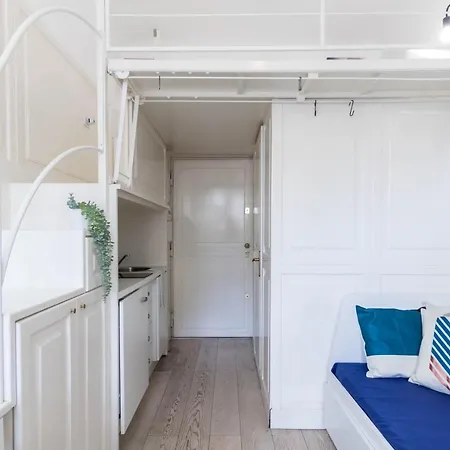 Joivy Lovely For 2 With Balcony Near Duomo * Mailand